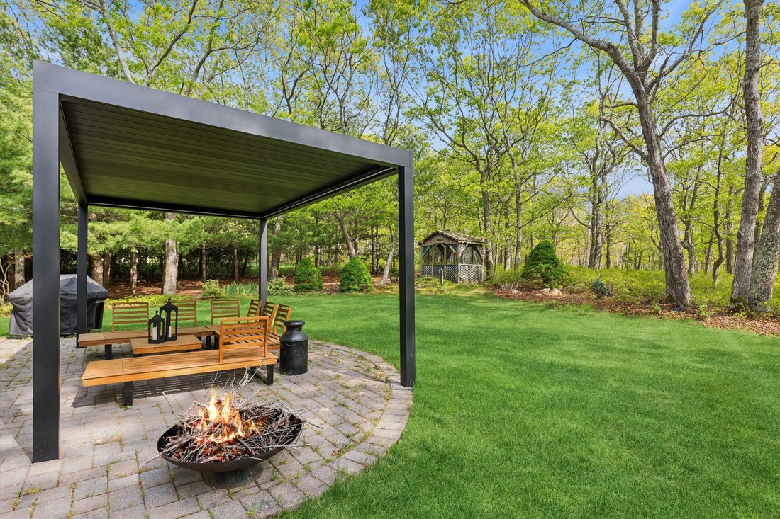 Hampton Bays, New York, United States 5 - 17930051