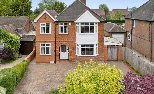House in Holmer Green, Little Missenden, England 1