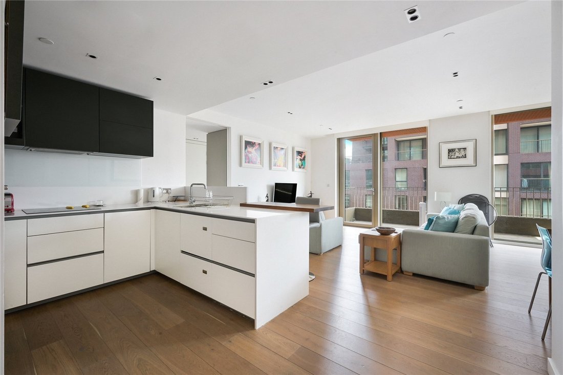 Apartment in Camden Town, Camden, England 2 - 17928269
