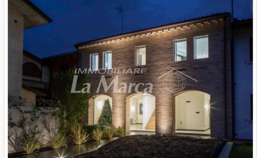 House in Ponzano, Veneto, Italy 1