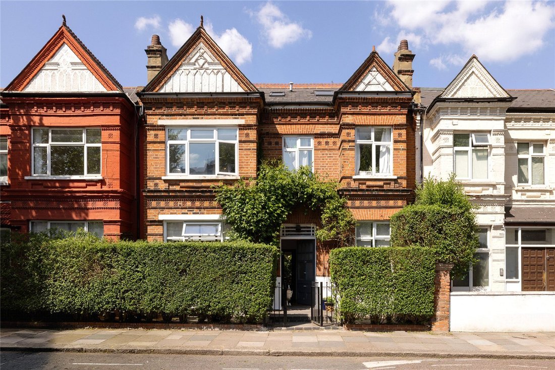 Apartment in Brondesbury, Brent, England 1 - 17928105