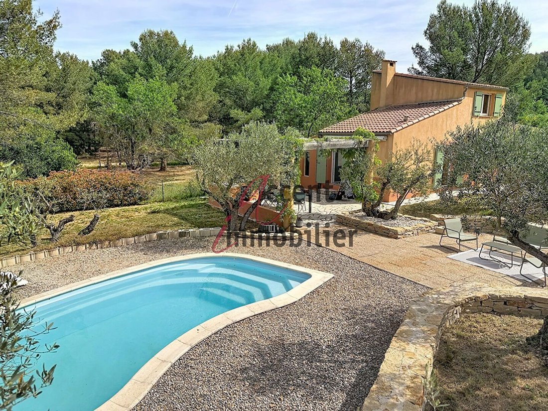 House in Cuges-les-Pins, Provence-Alpes-Côte d'Azur, France 2 - 17865416