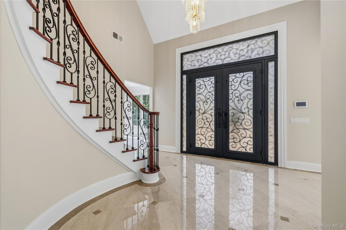 House in Bethpage, New York, United States 5 - 17933613