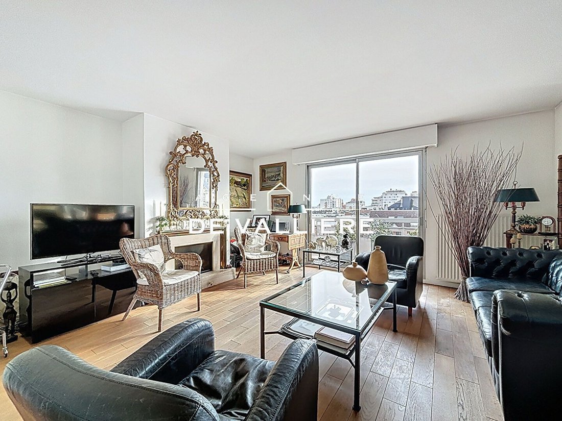 Apartment in Plateau Ouest, Suresnes, France 1 - 17394274