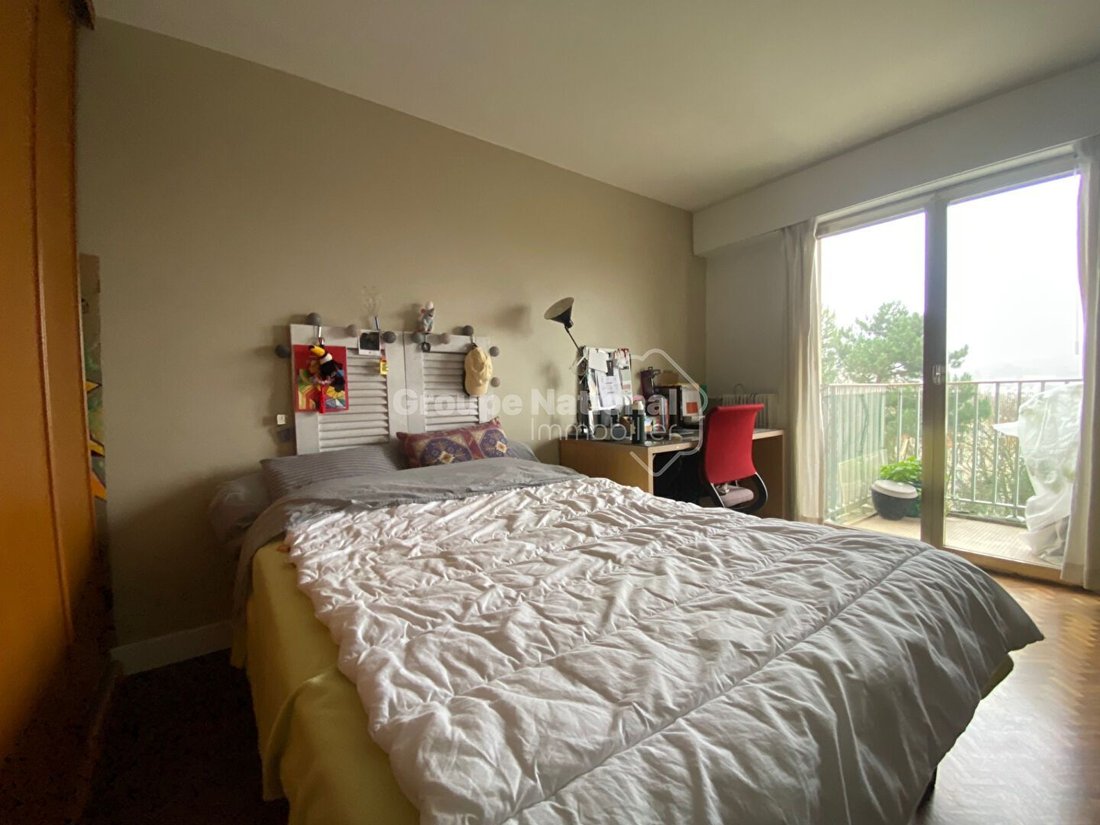 Apartment in Domaine National du Château, Versailles, France 5 - 17386031