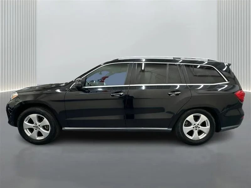Suv in East Windsor, NJ, United States 2 - 17935801