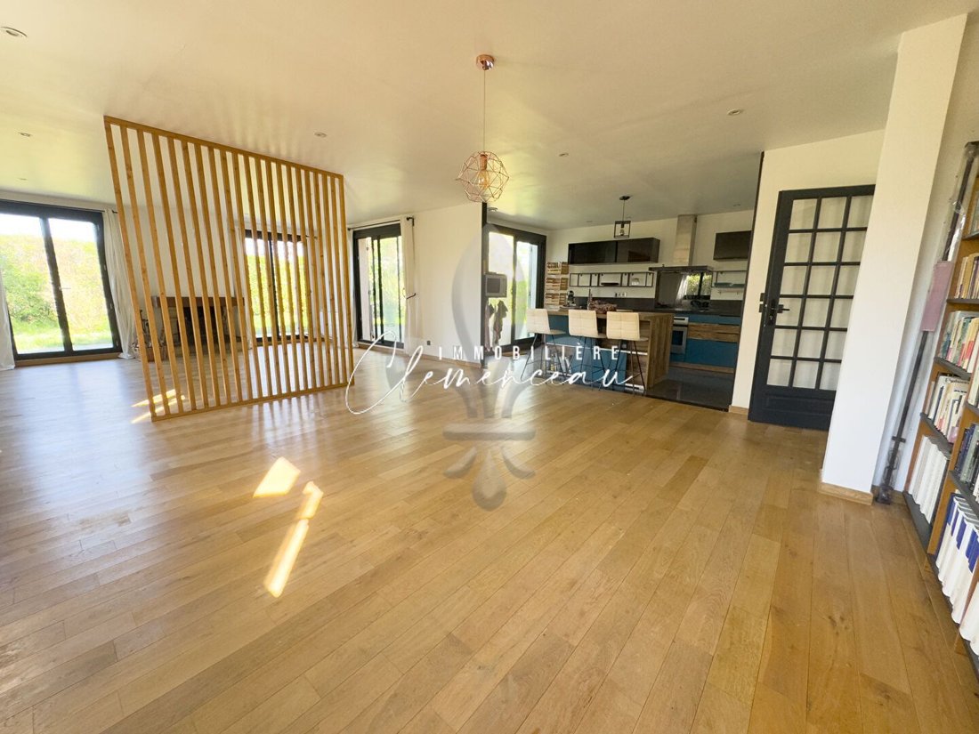 House in Villennes-sur-Seine, Ile-de-France, France 2 - 16066342