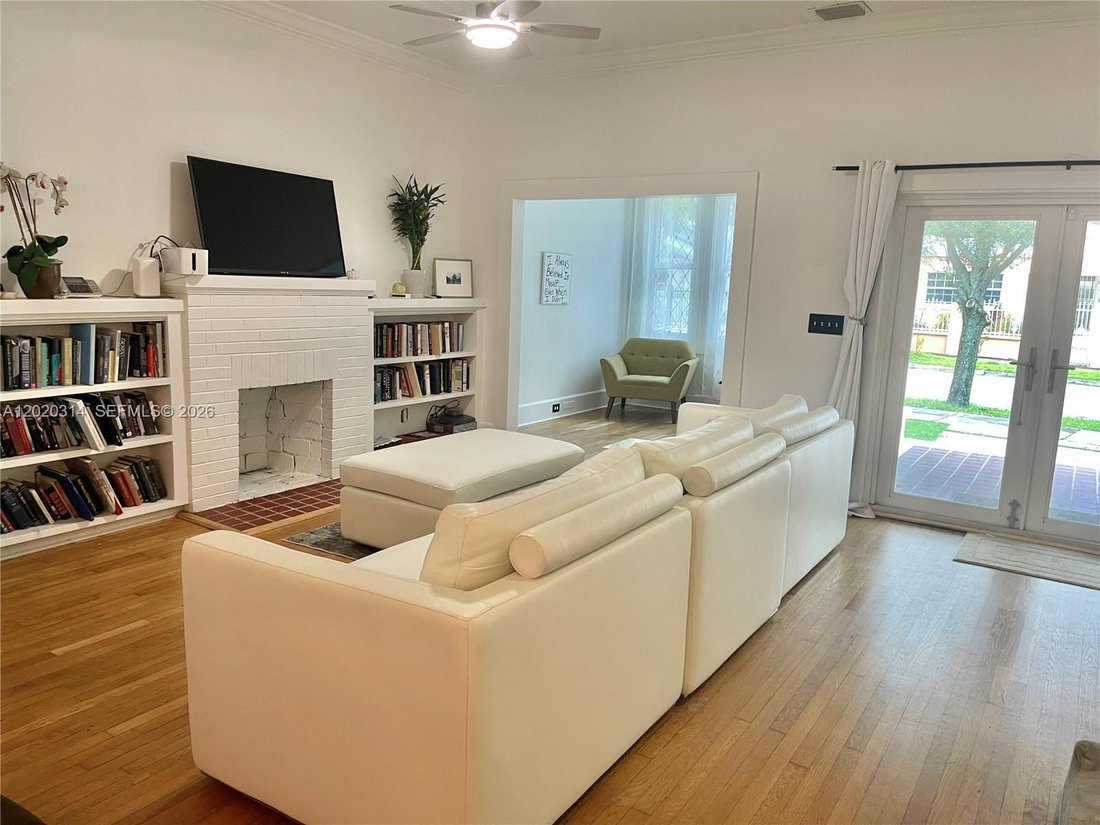 House in Miami, Florida, United States 4 - 17939184