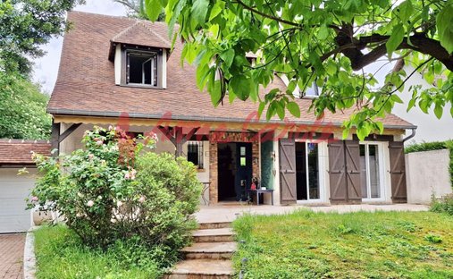 House in Adamville, Saint-Maur-des-Fossés, France 1