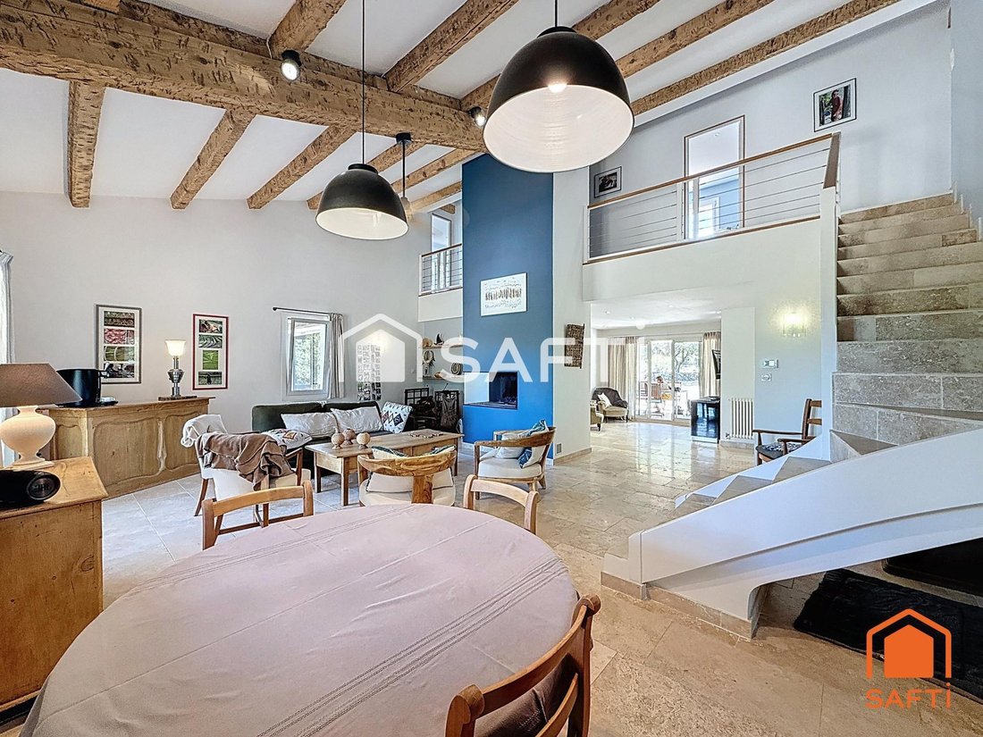 House in Aups, Provence-Alpes-Côte d'Azur, France 5 - 17938803