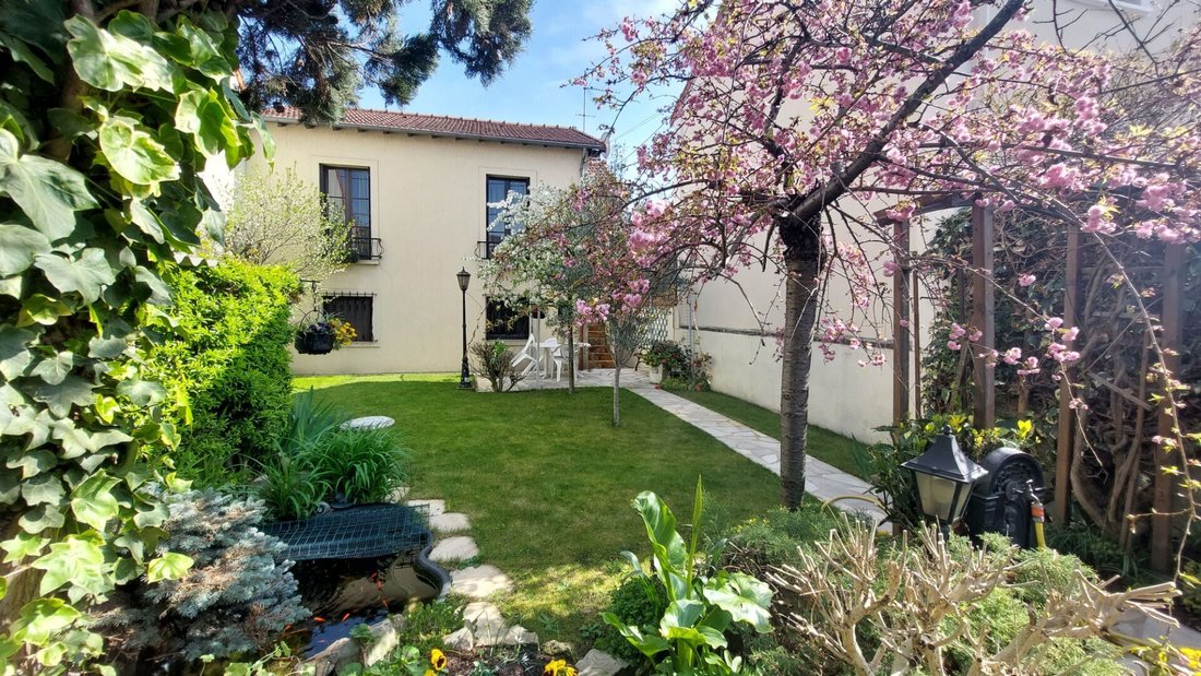 House in Plateau-Grèves-Europe-Gare du Stade-Fossés Jean, Colombes, France 1 - 17293835