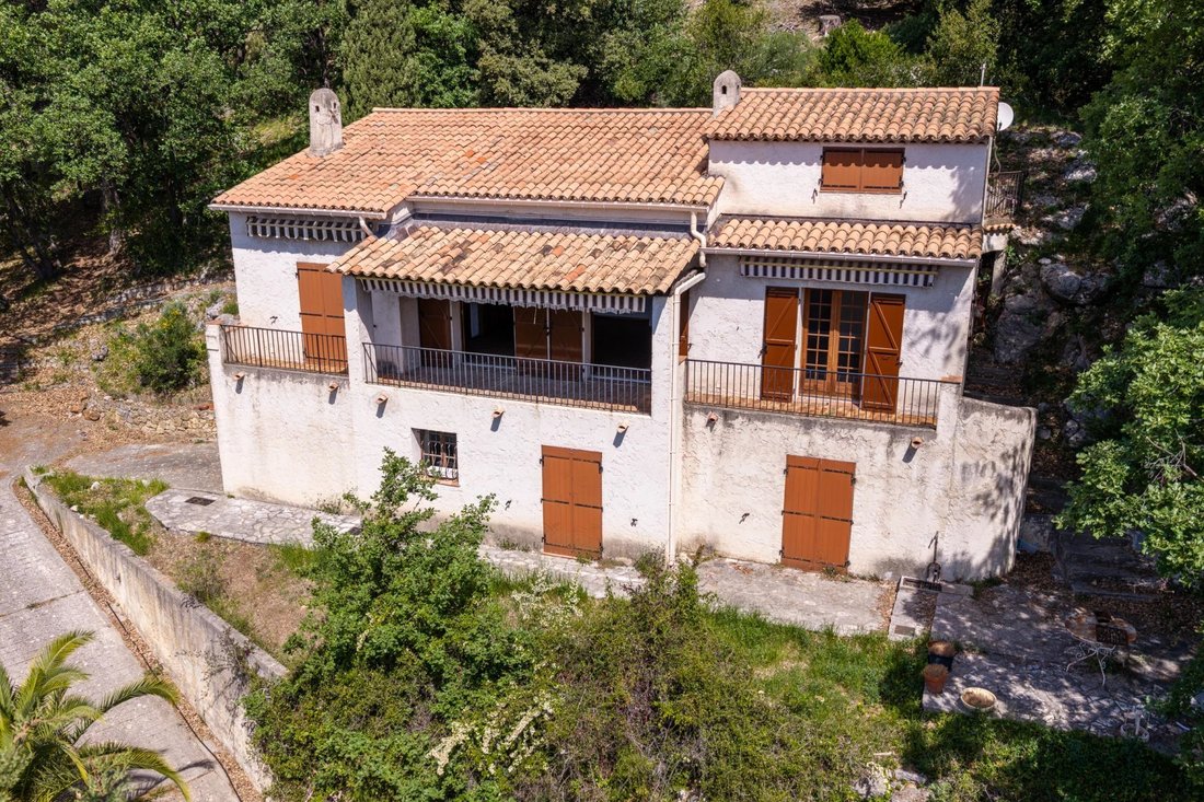 House in Carros, Provence-Alpes-Côte d'Azur, France 1 - 17935218