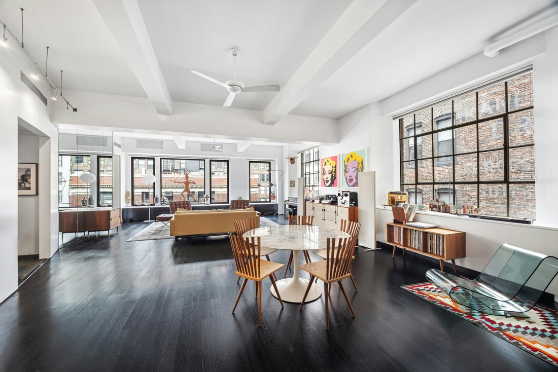 House in New York, New York, United States 1 - 16747872