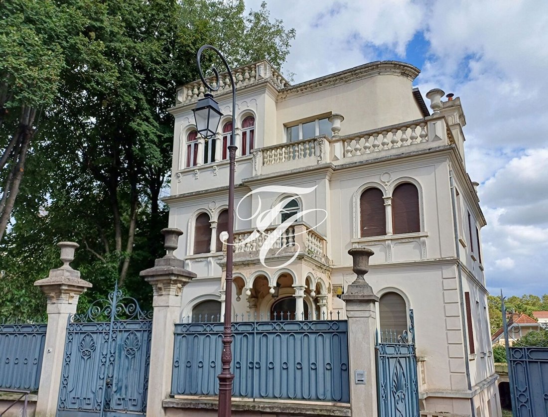 House in Saint-Mande, Ile-de-France, France 1 - 16101012