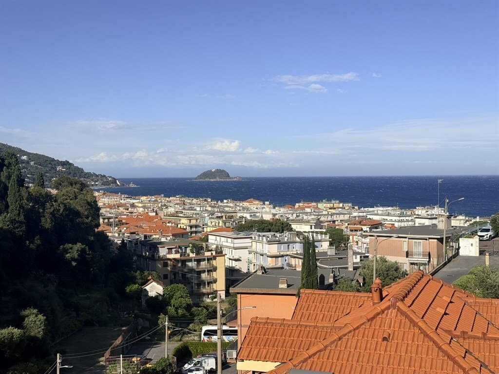 Penthouse in Western Hill, Alassio, Liguria 1 - 17935049