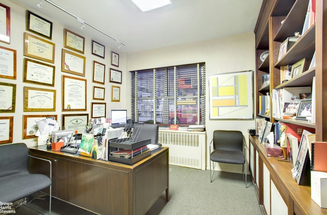 Co Op in New York, New York, United States 1 - 16748424
