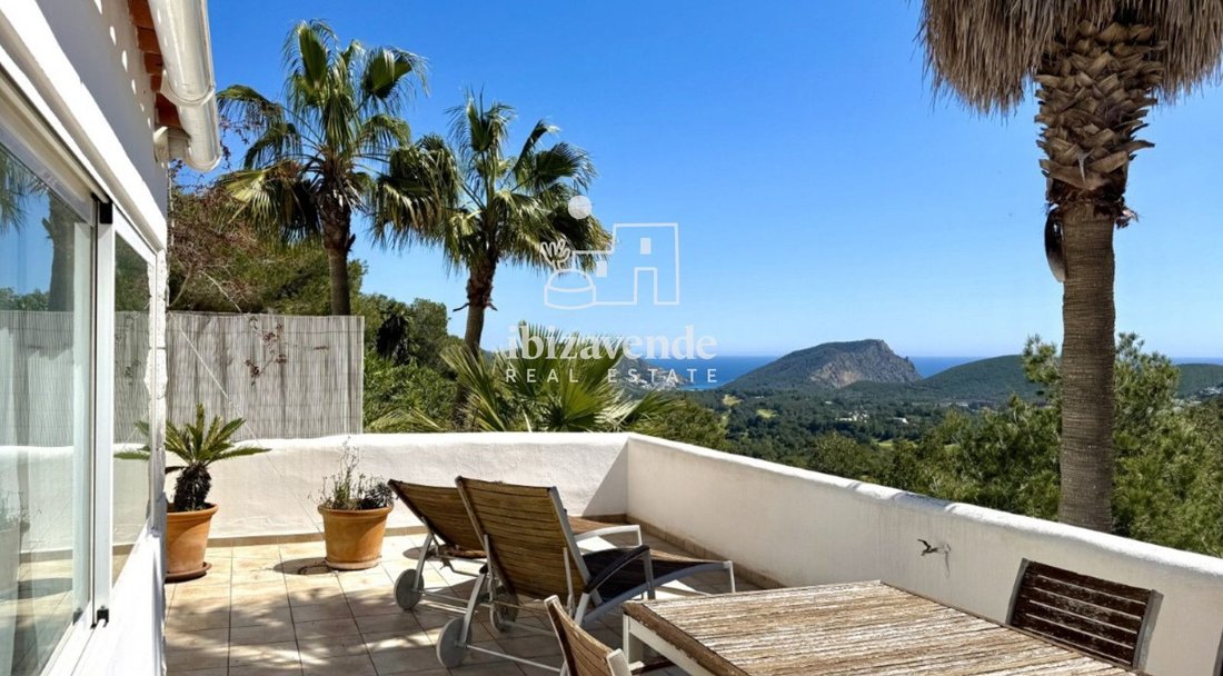 Villa in Can Furnet, Santa Eularia des Riu, Balearic Islands 3 - 17943741
