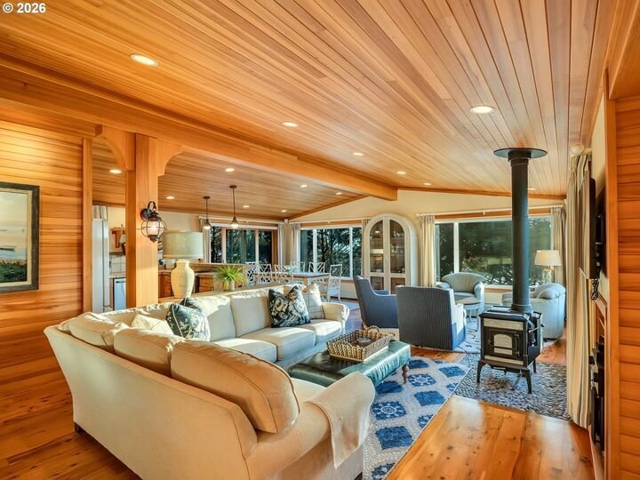 House in Cannon Beach, Oregon, United States 4 - 17937601