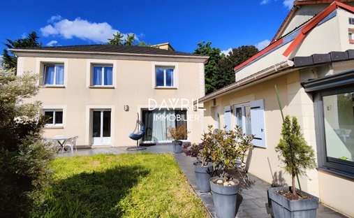 House in Basses Roches, Conflans-Sainte-Honorine, France 1