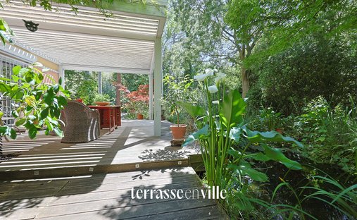 Apartment in Granettes-Jauberte-Sainte Anne, Aix-en-Provence, France 1
