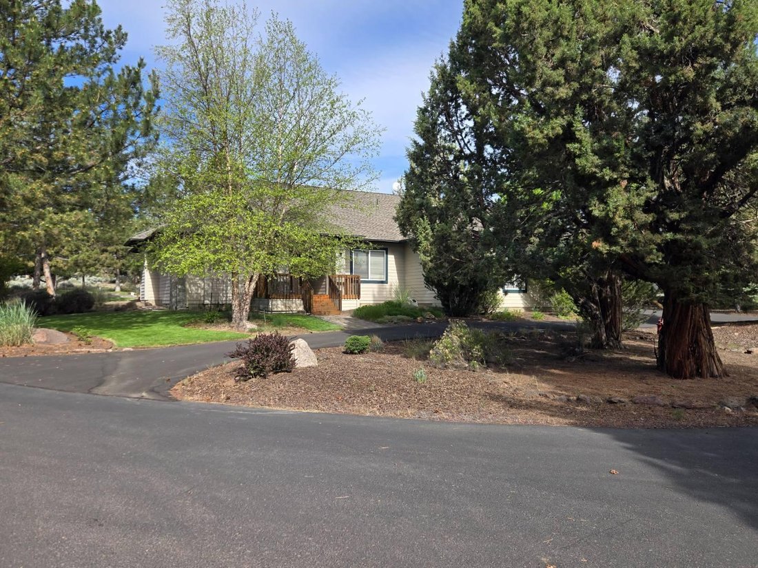 House in Redmond, Oregon, United States 1 - 17933490