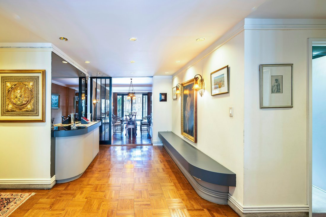 Co Op in New York, New York, United States 5 - 16748028