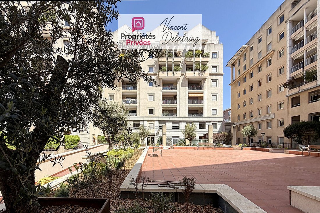 Apartment in Mazarin-Opéra-Bellegarde-Mairie, Aix-en-Provence, France 4 - 17935264