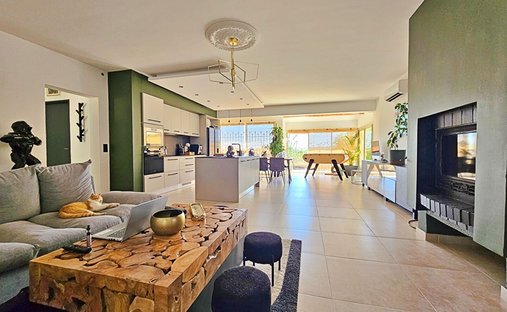 House in Sud, Les Angles, France 1