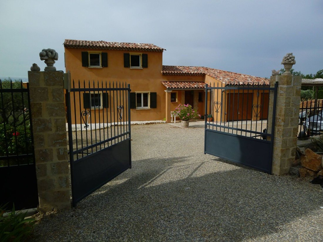 House in Aups, Provence-Alpes-Côte d'Azur, France 4 - 15987818