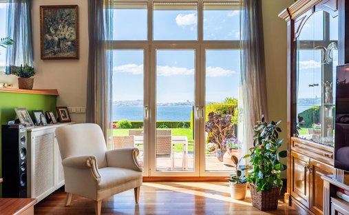 Villa in Oleiros, Galicia, Spain 1