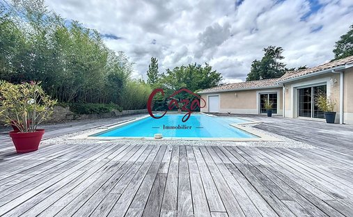 House in Camblanes-et-Meynac, Nouvelle-Aquitaine, France 1