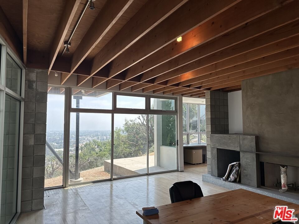 House in Los Angeles, California, United States 2 - 17931414