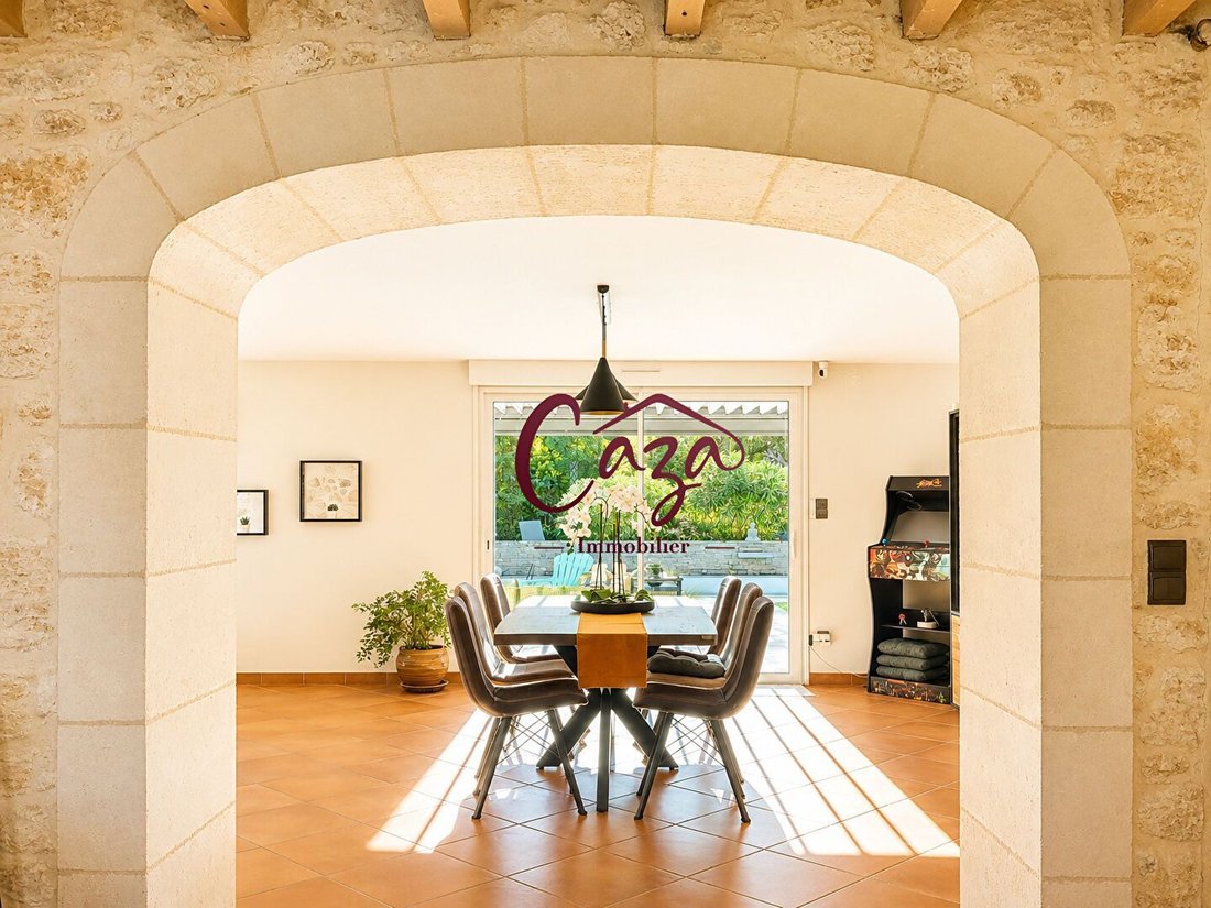 House in Vayres, Nouvelle-Aquitaine, France 1 - 16497442