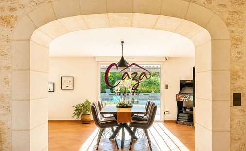 House in Vayres, Nouvelle-Aquitaine, France 1