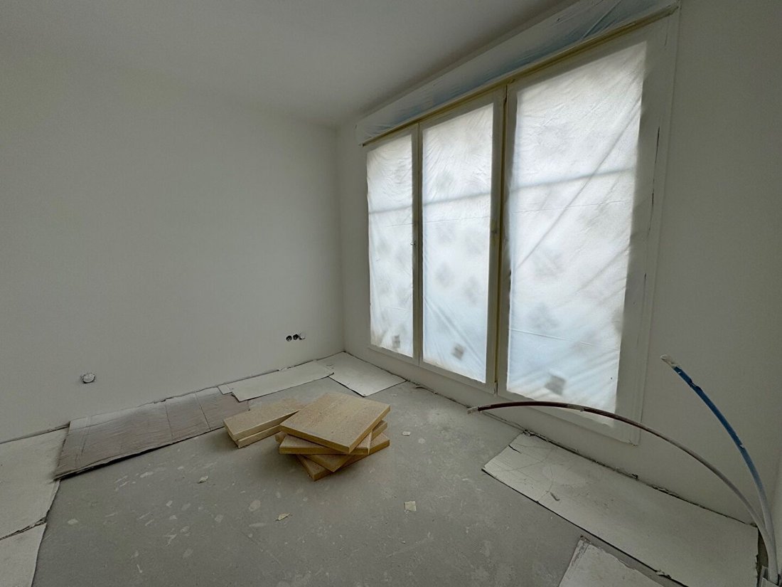 Apartment in Puteaux, Ile-de-France, France 3 - 16467661