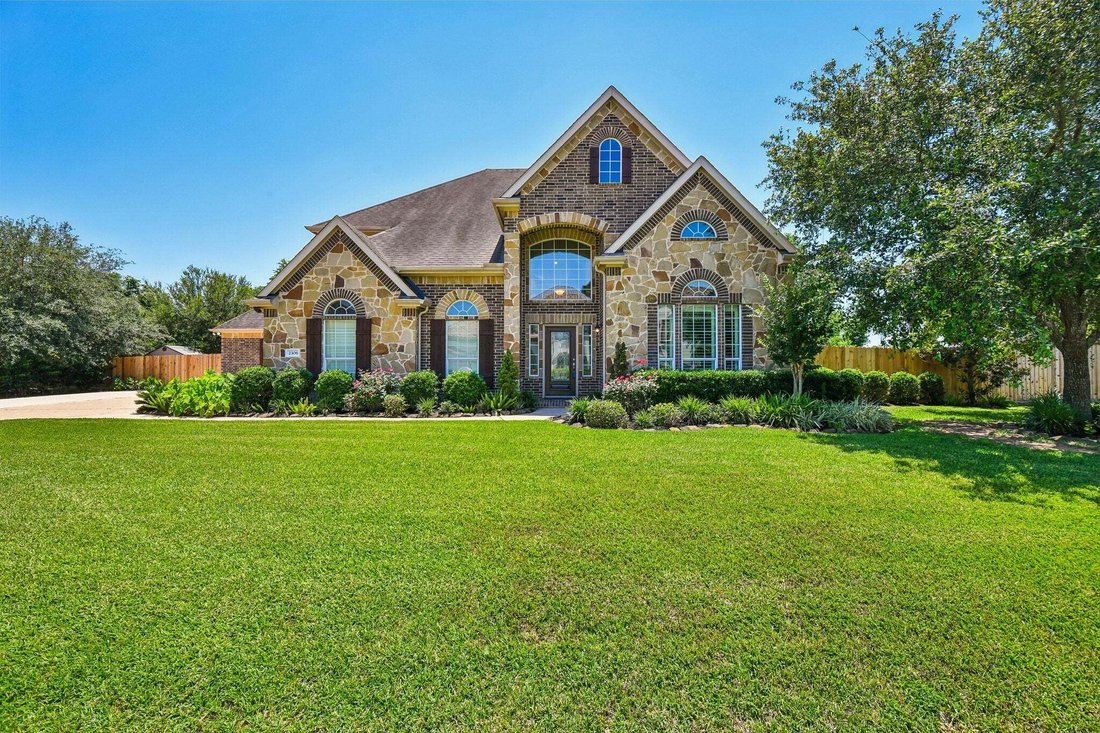 House in Friendswood, Texas, United States 3 - 17931783