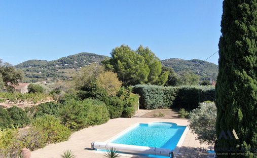 Villa en Saint-Cyr-sur-Mer, Provenza-Alpes-Costa Azul, Francia 1