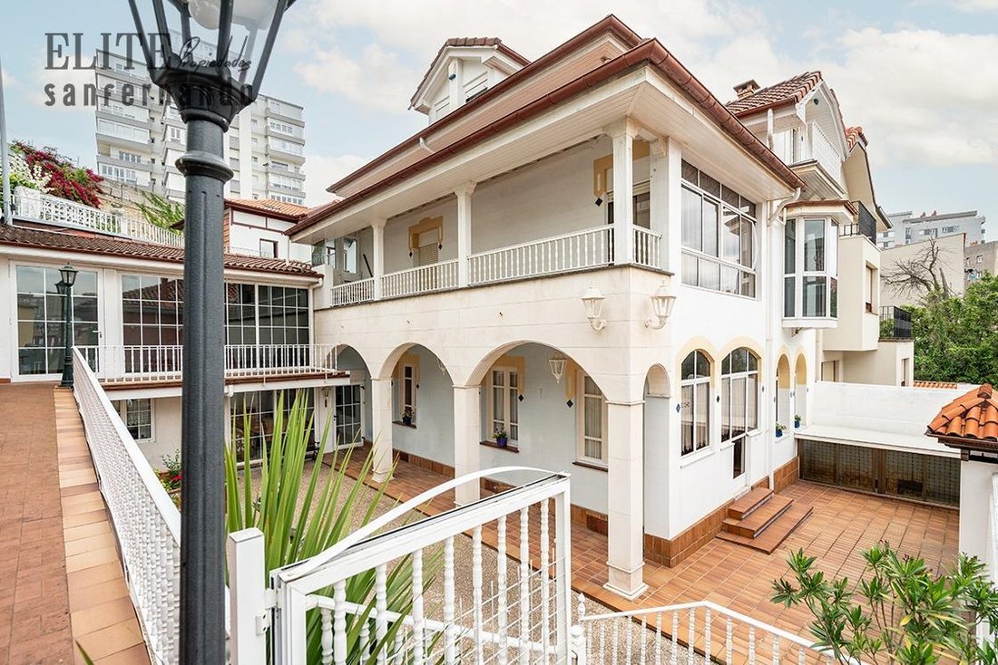 Villa in Santander, Cantabria, Spain 1 - 17935131
