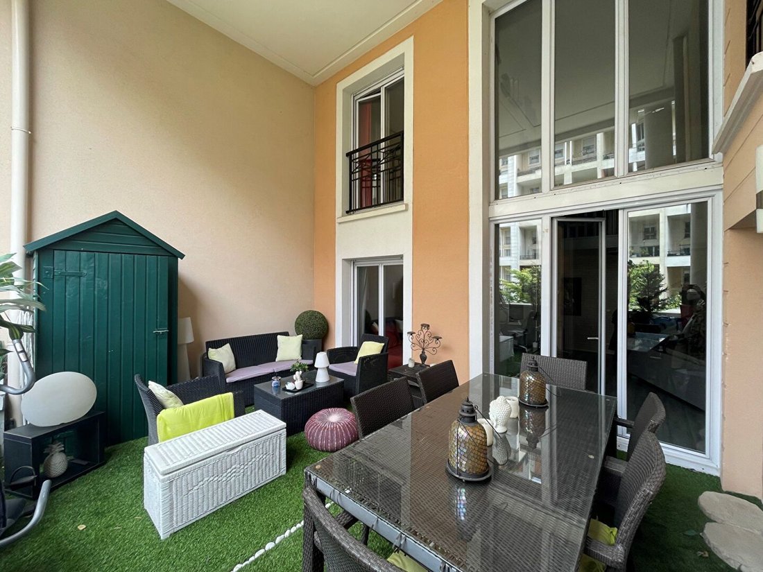 Apartment in Hôtel de Ville, Courbevoie, France 1 - 16103965