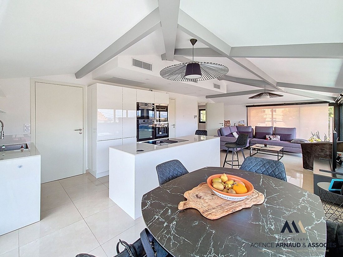 Villa in Bandol, Provence-Alpes-Côte d'Azur, France 5 - 15768658