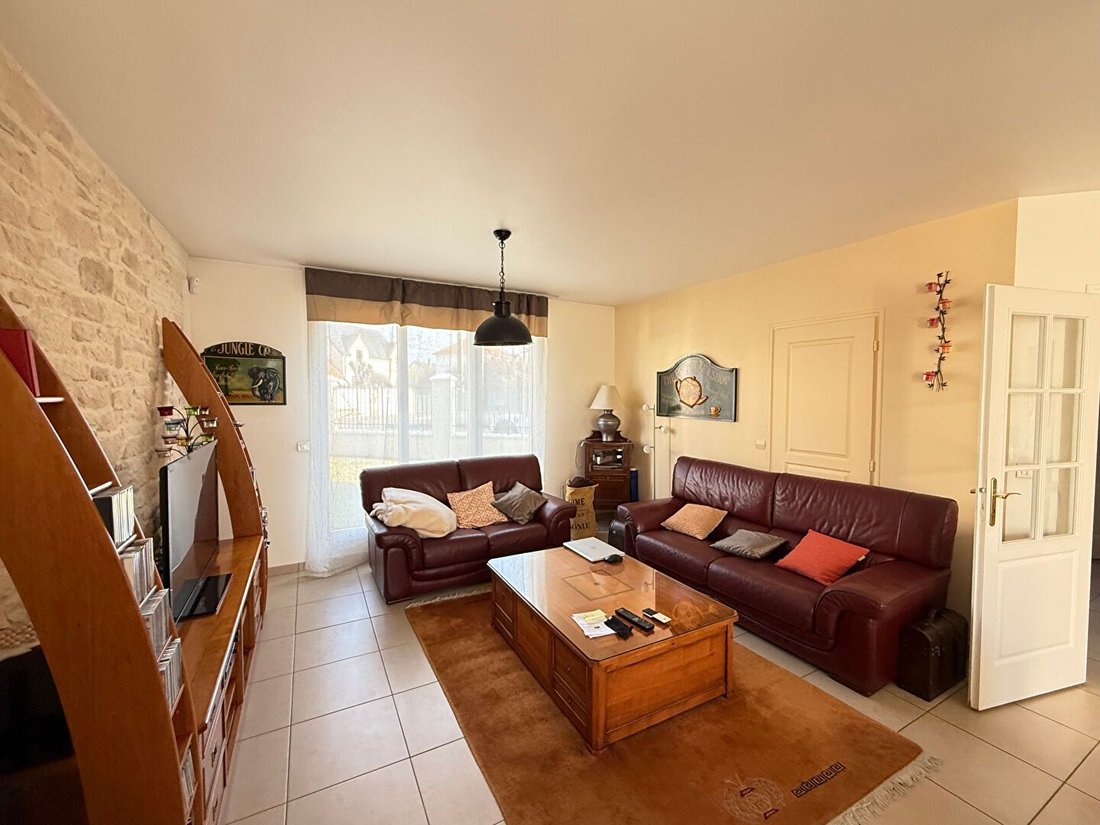 House in Montesson, Île-de-France, France 2 - 16074134