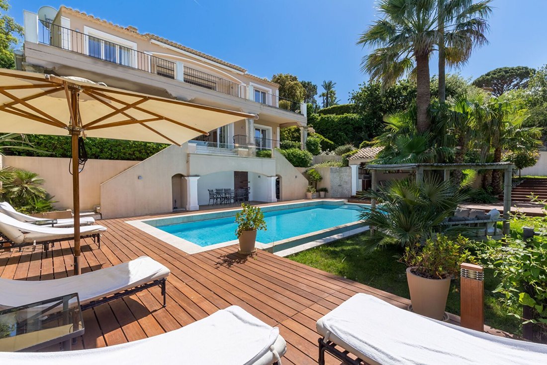 Villa in Gassin, Provence-Alpes-Côte d'Azur, France 1 - 16286506