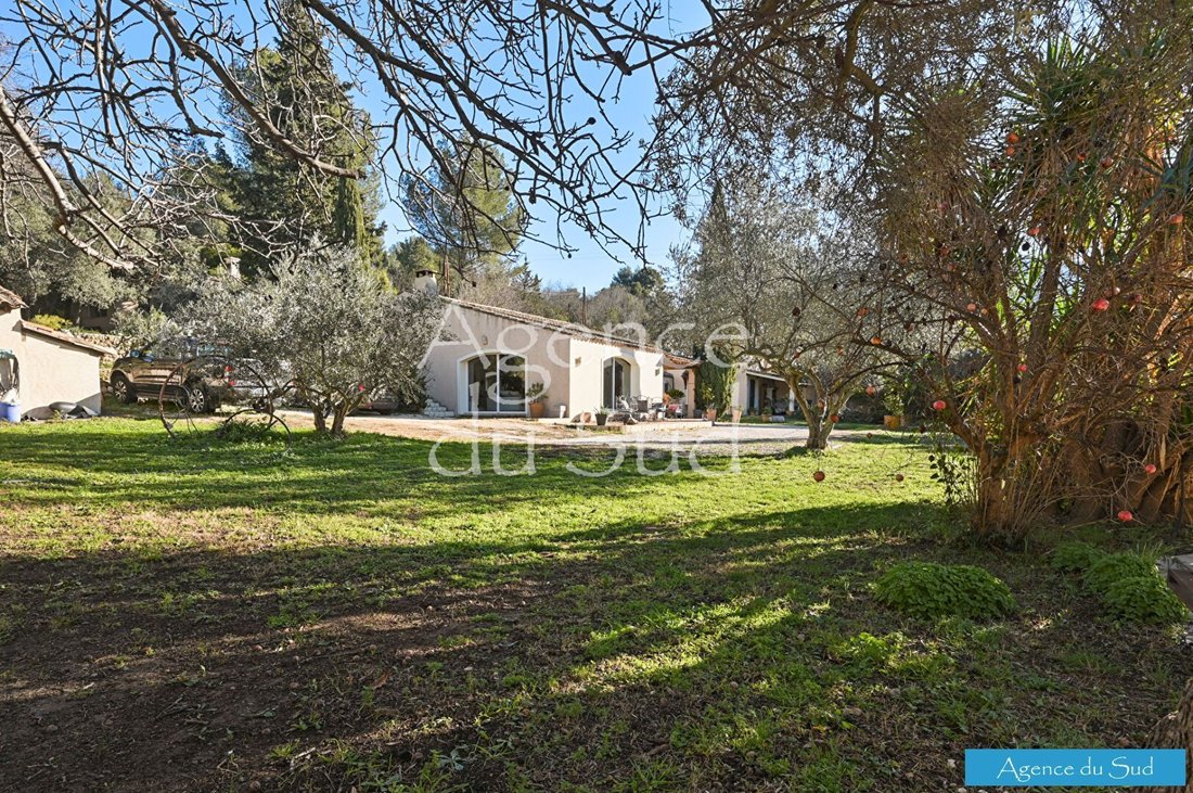House in Centre et Abords, Roquevaire, France 2 - 16432744