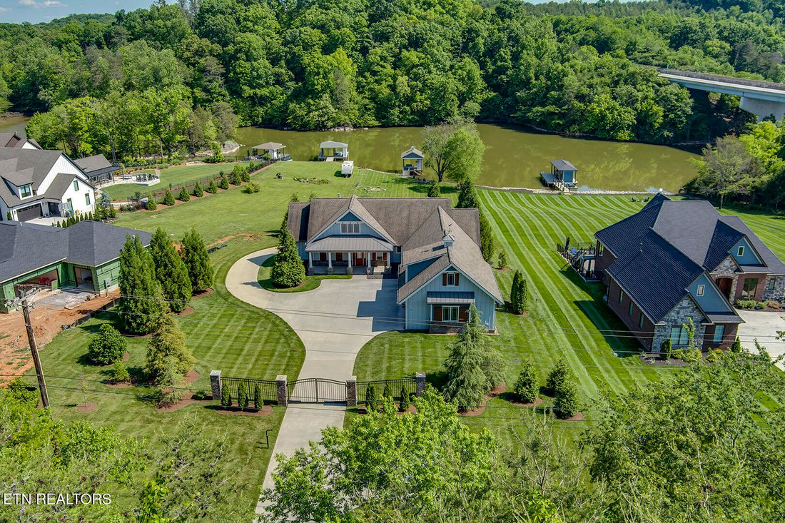 House in Knoxville, Tennessee, United States 2 - 17939877