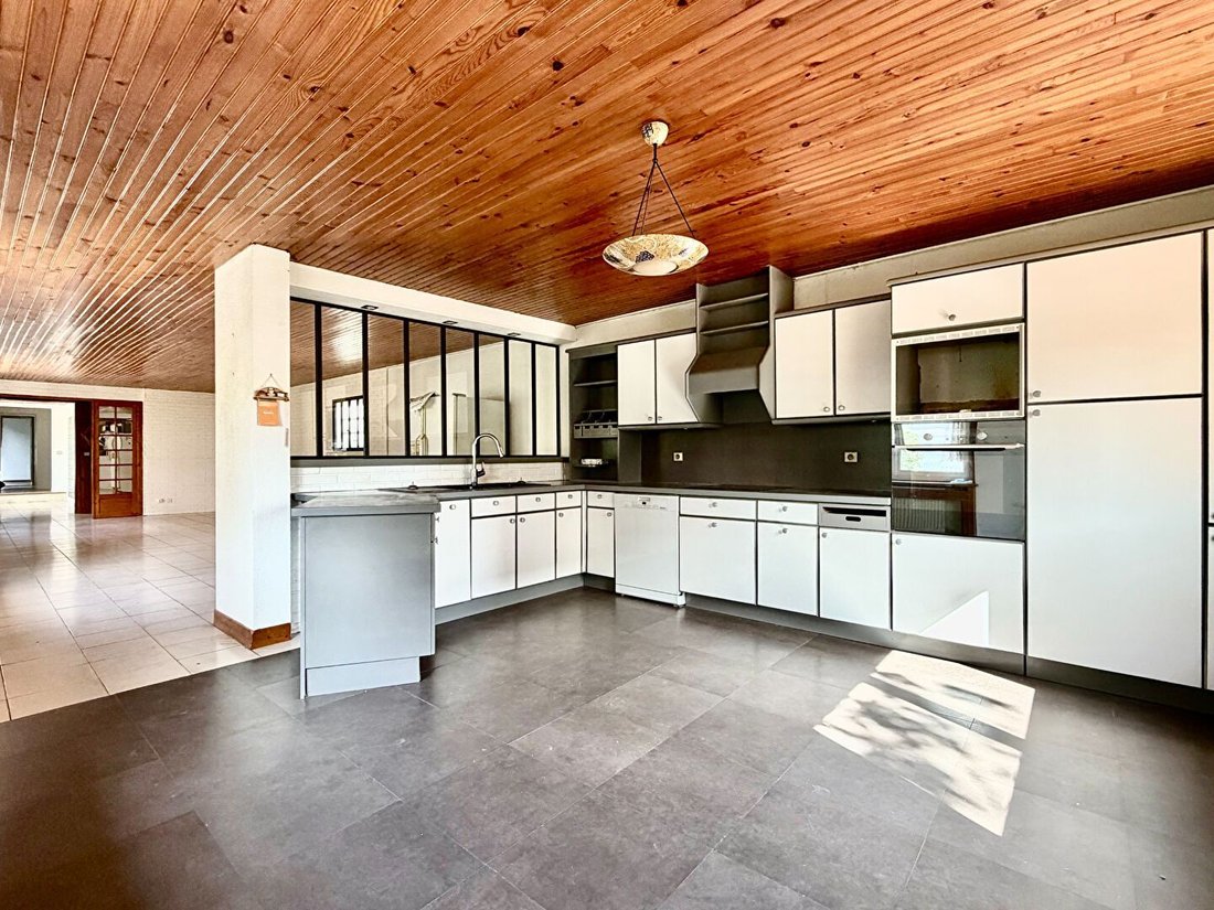 House in Bois-Colombes, Ile-de-France, France 3 - 17673475