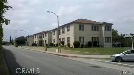 Alhambra, California, United States 1 - 17943702