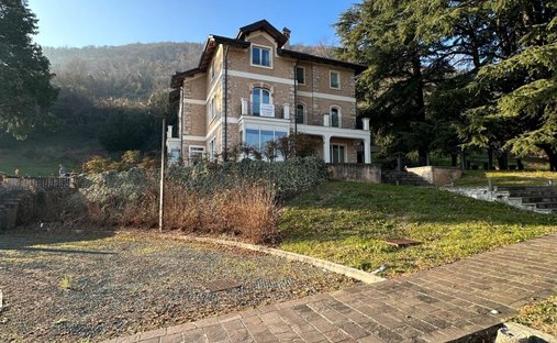 Villa in Piovene Rocchette, Veneto, Italy 1