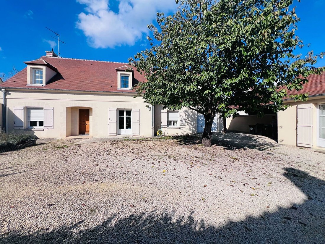 Maison à Senlis, Hauts-de-France, France 1 - 17922717