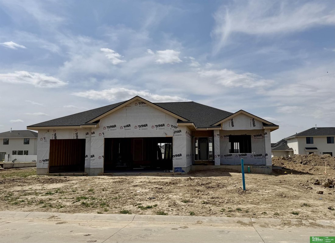 House in Papillion, Nebraska, United States 1 - 17929381