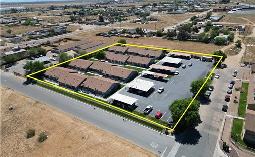 Apartment in Adelanto, California, United States 1